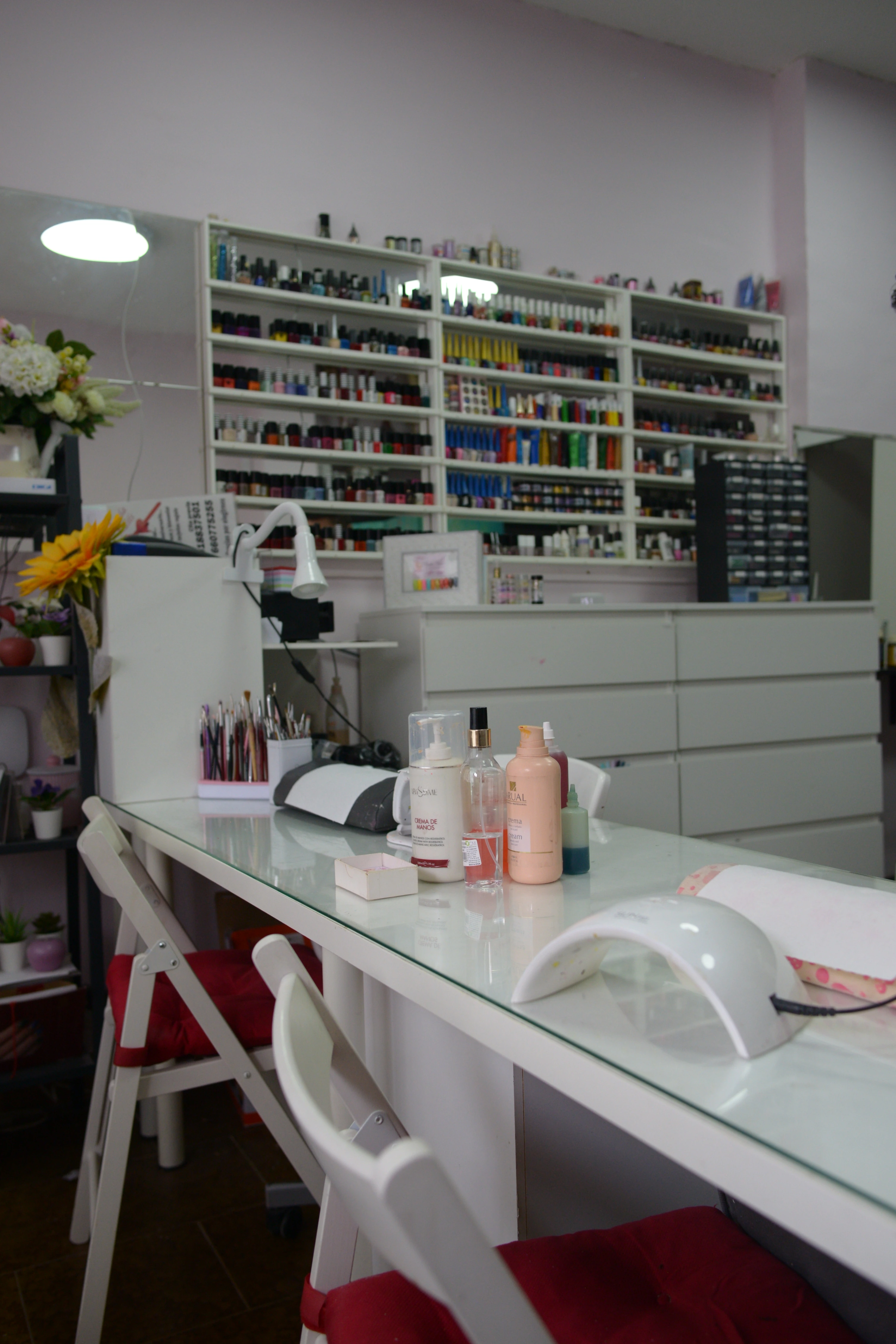 Manicura y diseño de uñas